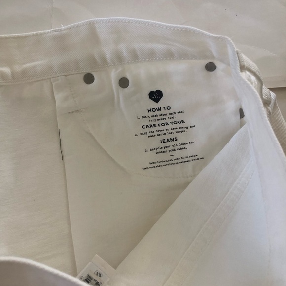 Madewell Relaxed Denim Button Fly Raw Hem Denim Shorts Size 31 - Picture 8 of 14